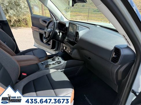 Used 2024 Ford Bronco Sport Outer Banks w/ Tech Package AWD/4WD image 36