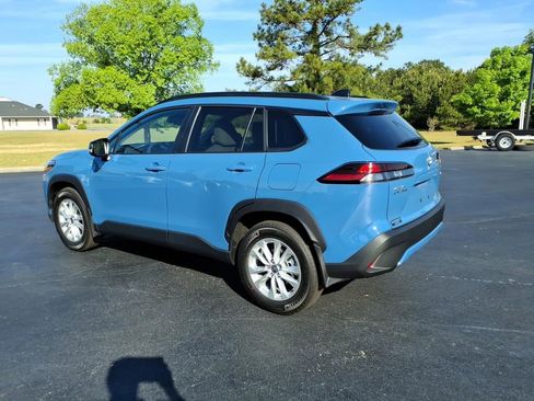 Used 2026 Toyota Corolla Cross LE image 5