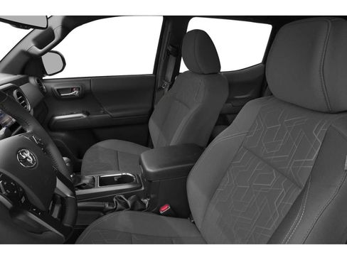 Used 2019 Toyota Tacoma TRD Off-Road AWD/4WD image 6