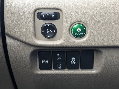 Used 2019 Honda Pilot Touring image 25