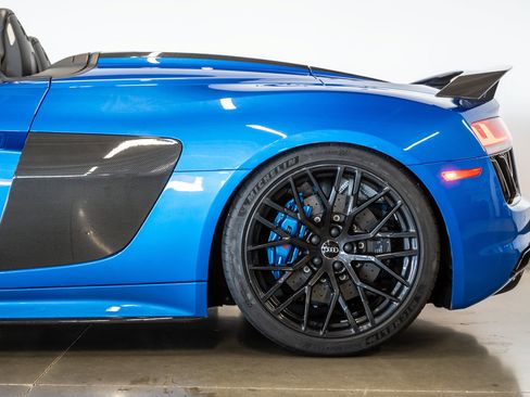 Used 2018 Audi R8 V10 plus AWD/4WD image 19