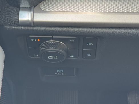 Used 2025 Ford Expedition Max Active image 23