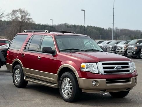 Used 2014 Ford Expedition XLT w/ Equipment Group 202A image 34