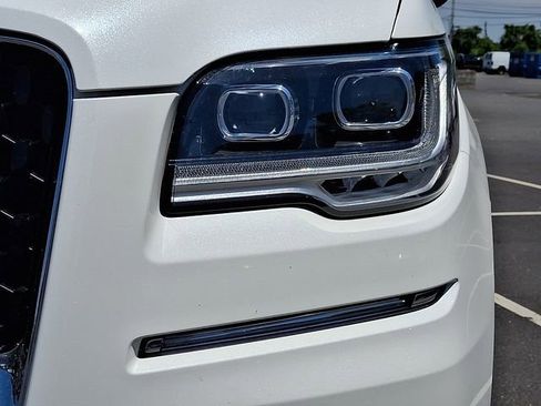 Certified 2024 Lincoln Navigator L Black Label AWD/4WD image 9