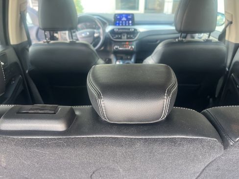 Used 2020 Ford Escape SEL image 12
