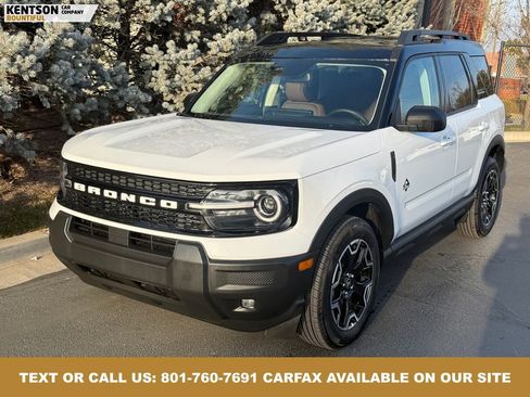 Used 2025 Ford Bronco Sport Outer Banks image 3