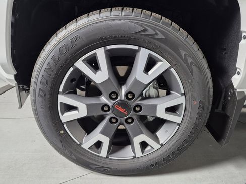New 2026 Toyota 4Runner 4WD image 10