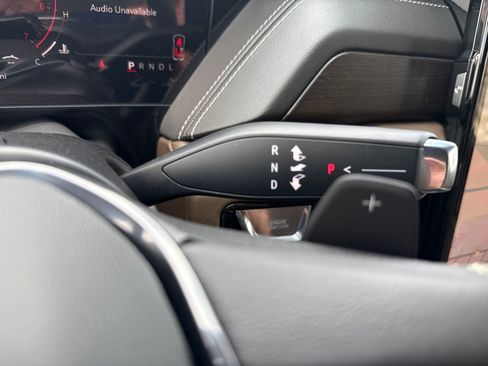 New 2026 GMC Yukon Denali Ultimate AWD/4WD image 13