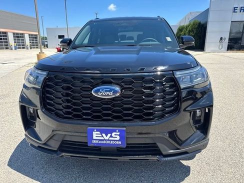 New 2026 Ford Explorer ST-Line w/ ST-Line Street Pack AWD/4WD image 8
