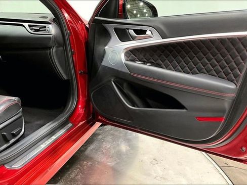 Used 2019 Genesis G70 3.3T Dynamic AWD/4WD image 18