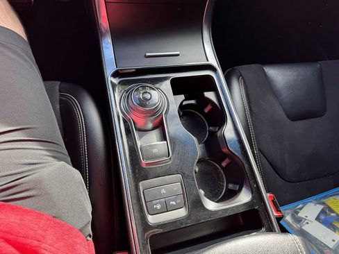 Used 2019 Ford Edge ST w/ Equipment Group 401A AWD/4WD image 14