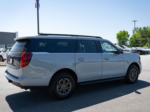 New 2026 Ford Expedition Max Active AWD/4WD image 10