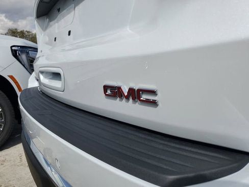 New 2026 GMC Yukon XL Denali w/ Sun & Power Step Package image 7