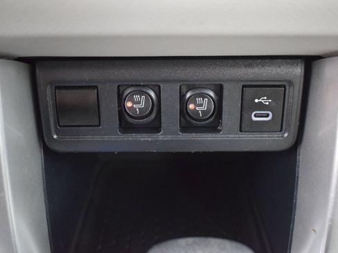 Used 2023 Toyota Corolla Cross L AWD/4WD image 15