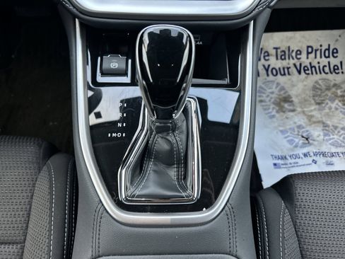 Used 2024 Subaru Outback Premium image 41