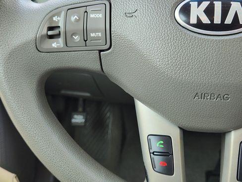 Used 2014 Kia Sportage LX AWD/4WD image 19