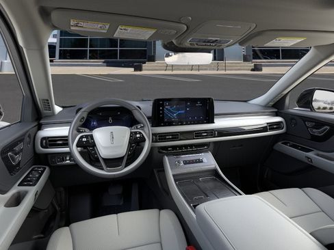 New 2026 Lincoln Aviator AWD image 9