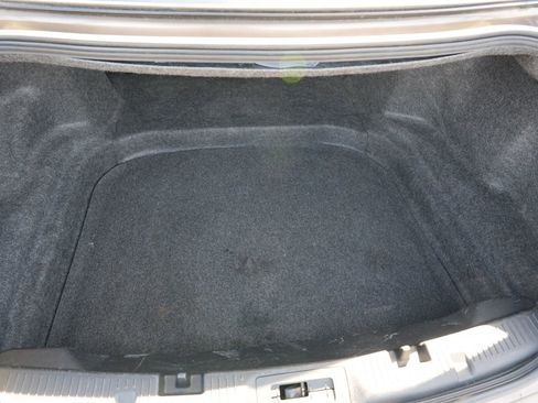 Used 2015 Ford Taurus SEL w/ Equipment Group 201A image 25