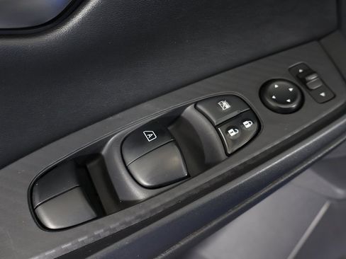 Used 2021 Nissan Sentra SV w/ Trunk Package image 34