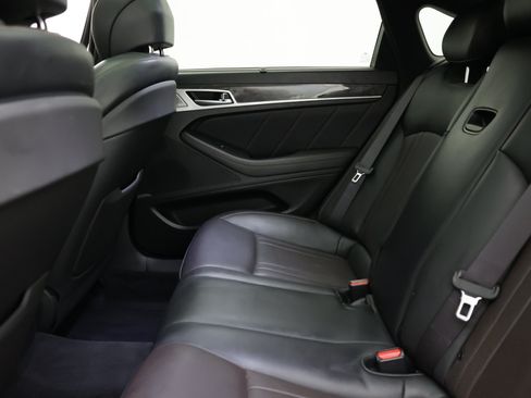 Used 2019 Genesis G80 3.3T Sport RWD image 41