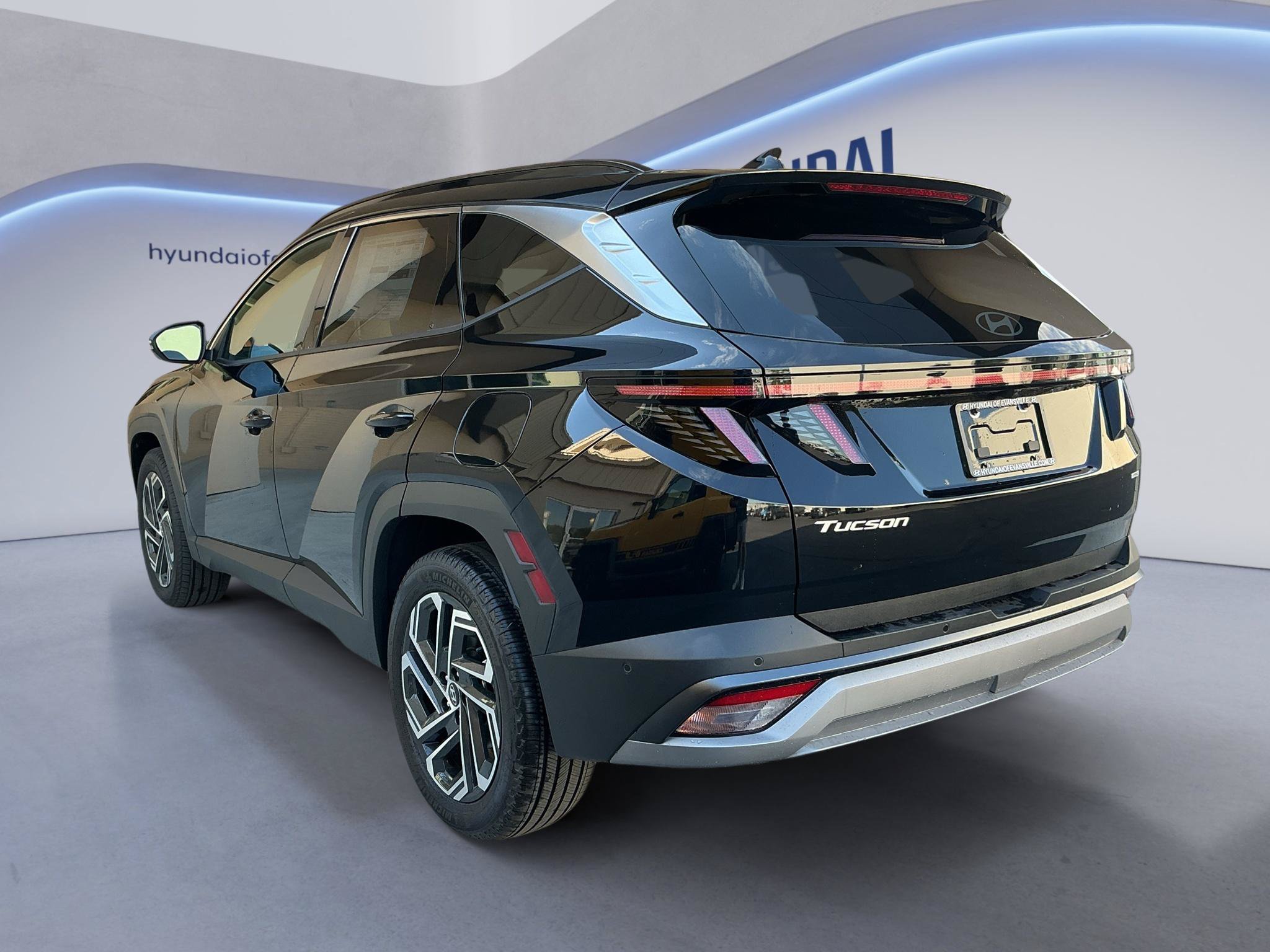 New 2026 Hyundai Tucson Limited AWD/4WD image 4