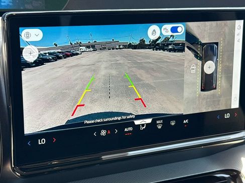 Used 2025 Ford Expedition Active RWD image 32