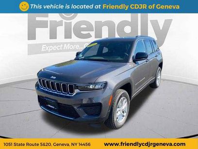 New 2025 Jeep Grand Cherokee Laredo X w/ Luxury Tech Group I