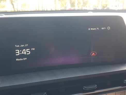 Used 2023 Kia Telluride SX image 32