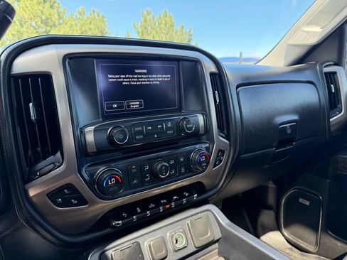 Used 2016 GMC Sierra 1500 Denali w/ Enhanced Driver Alert Package AWD/4WD image 32