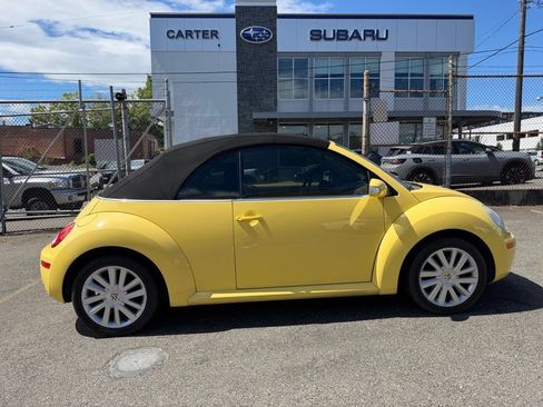 Used 2008 Volkswagen Beetle SE FWD image 9