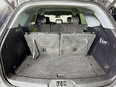 Used 2022 Ford Explorer Limited image 34