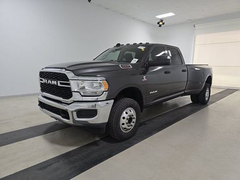 Used 2020 RAM 3500 Tradesman AWD/4WD image 1