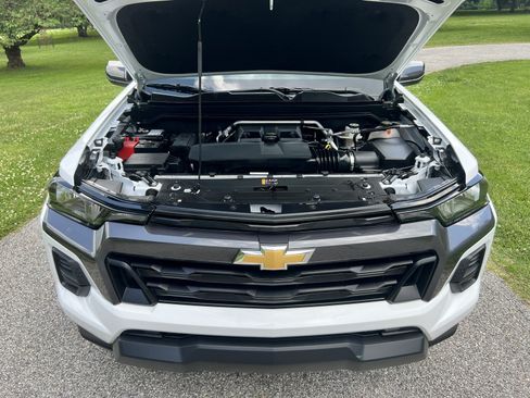 Used 2025 Chevrolet Colorado LT w/ Advanced Trailering Package RWD image 26