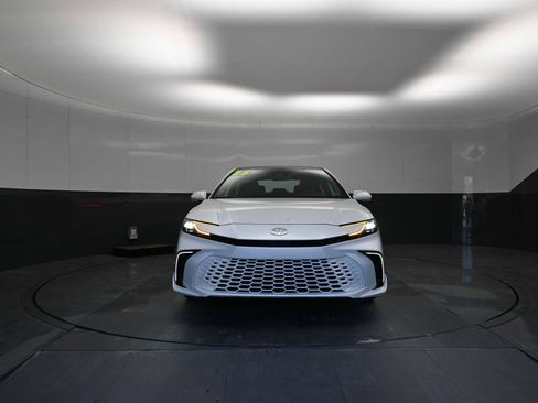 Used 2025 Toyota Camry XSE image 20