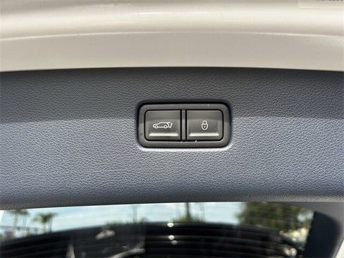 New 2026 Genesis GV80 3.5T Prestige image 17