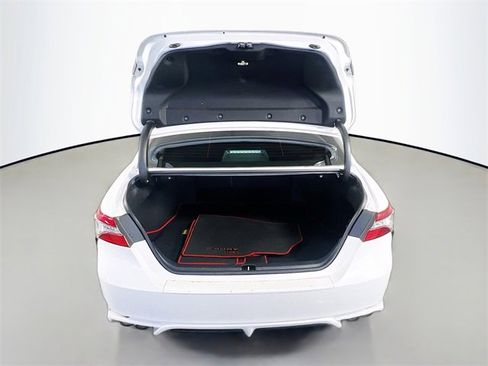 Used 2021 Toyota Camry XSE image 28