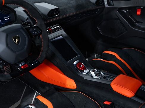 Used 2022 Lamborghini Huracan STO RWD image 50