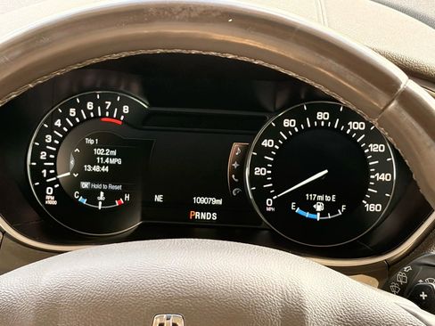 Used 2017 Lincoln MKX Reserve w/ Lincoln MKX Climate Package image 37