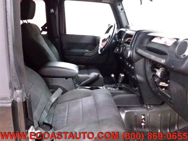 Used 2012 Jeep Wrangler Sport AWD/4WD image 13