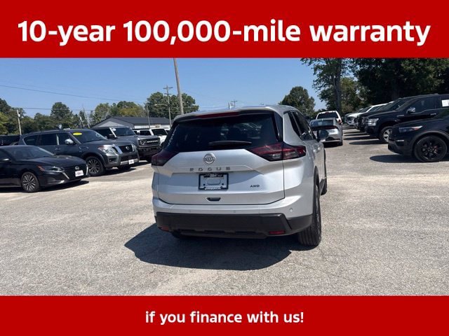 Used 2025 Nissan Rogue SV AWD/4WD image 13