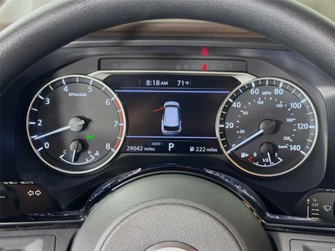 Used 2023 Nissan Rogue SV AWD/4WD image 13