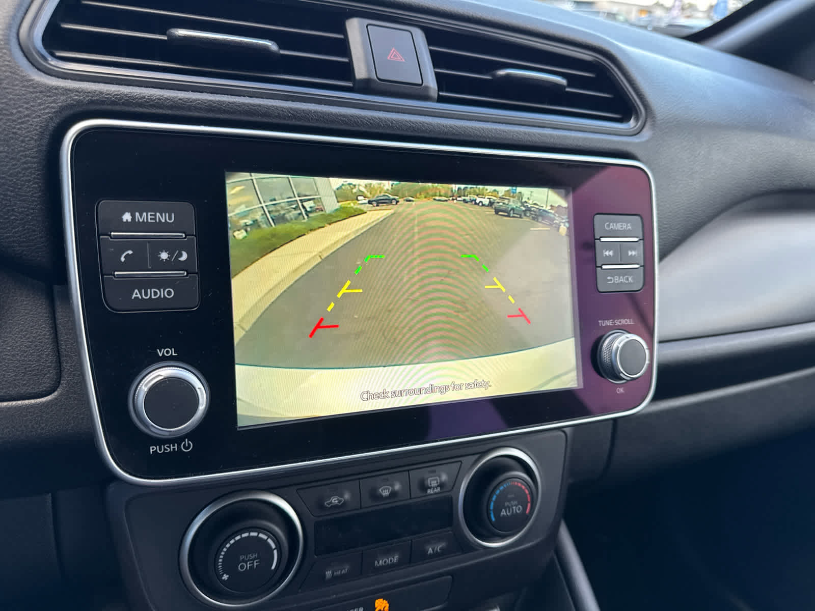 Used 2025 Nissan Leaf S FWD image 22
