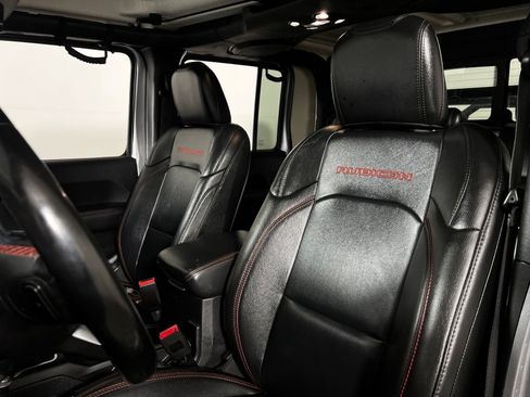 Used 2020 Jeep Gladiator Rubicon AWD/4WD image 13