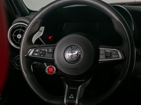 Used 2024 Alfa Romeo Giulia Quadrifoglio image 41