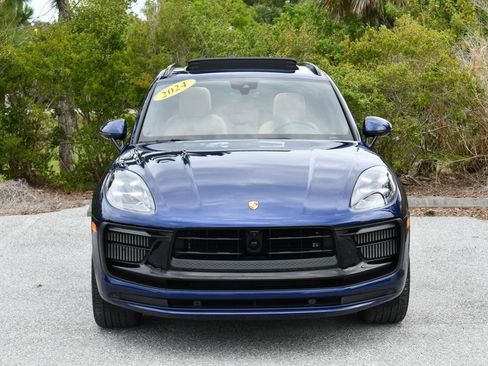 Used 2024 Porsche Macan S AWD/4WD image 36