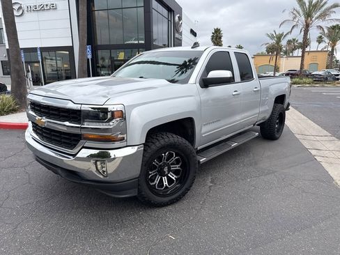 Used 2018 Chevrolet Silverado 1500 LT image 22