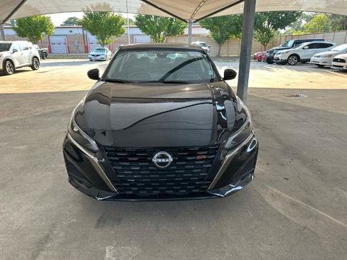 Certified 2025 Nissan Altima 2.5 SR w/ SR Premium Package FWD image 3