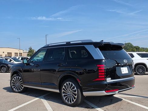 New 2026 Hyundai Palisade Calligraphy FWD image 6