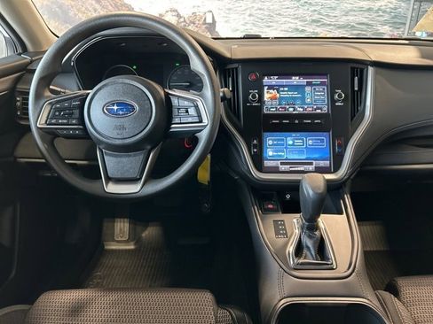 Used 2025 Subaru Outback 2.5i image 3