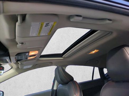 Certified 2025 Subaru Crosstrek 2.5i Limited w/ Crosstrek Mirror Package image 15